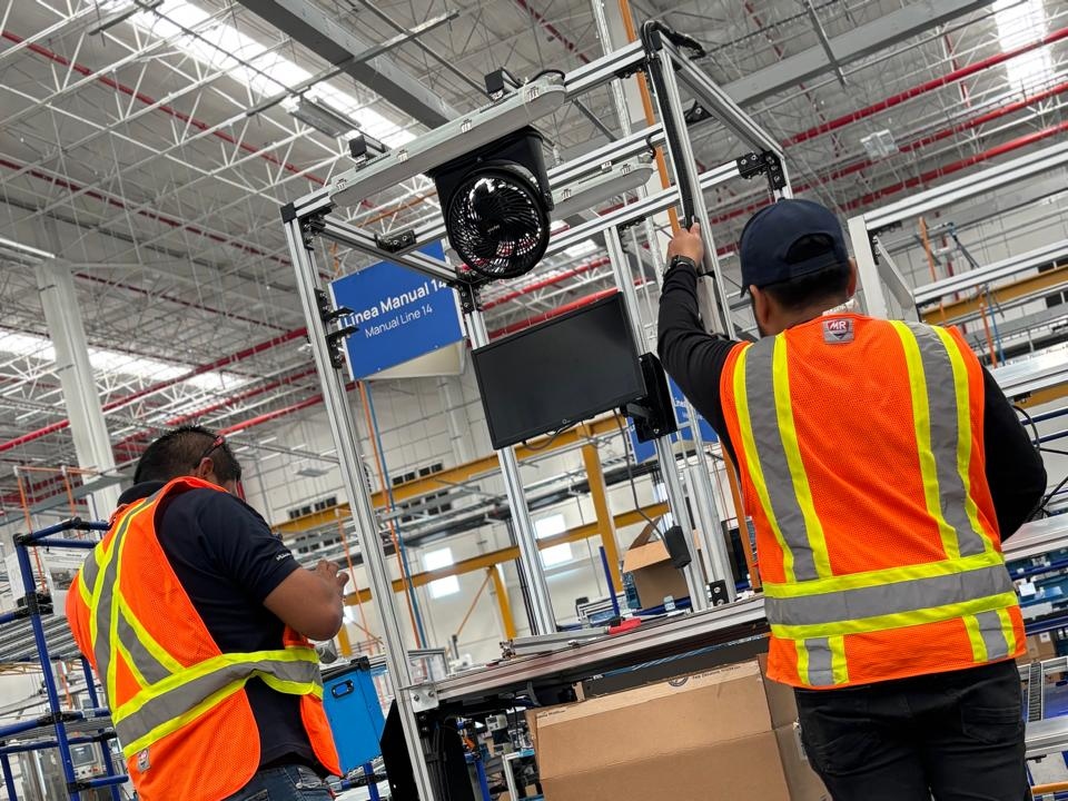 Estaciones y fixtures · 2